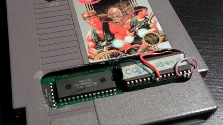 เกมเมอร์บอกรักแฟนสาว ขอแต่งงานผ่านตลับเกม Contra