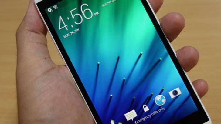 HTC Desire 816 ดูดีมีสไตล์ในราคาสบายกระเป๋า