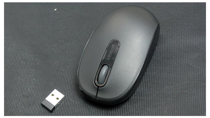 คนถนัดซ้ายมาทางนี้ Microsoft Wireless Mobile Mouse 1850 เมาส์ไร้สายพกสะดวก ถนัดซ้ายก็คล่อง ถนัดขวาก็ลื่น