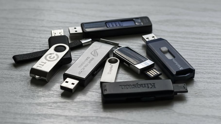 Kaspersky เตือน แฮกเกอร์ใช้มัลแวร์ดูดขโมยไฟล์จากไดร์ฟ USB ระหว่างเสียบใช้งาน