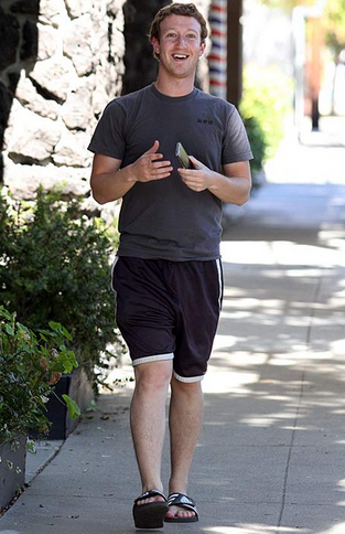 Zuckerberg ติด 1 ใน10 ผู้ชายแต่งตัวยอดแย่ จาก Esquire!