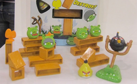 รวบรวม สินค้าของ เจ้านก Angry Birds
