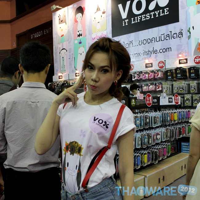 พริตตี้สาวสวยในงาน Thailand Mobile Expo 2012
