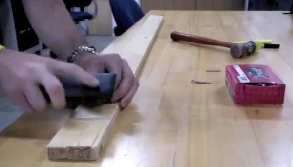 nokia-lumia-900-torture-test nokia-lumia-900-torture-test