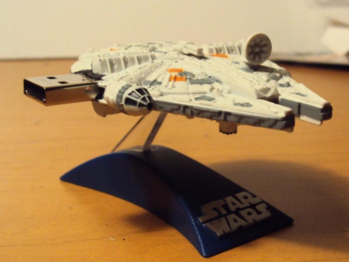awesome-usb-millenniumfalcon
