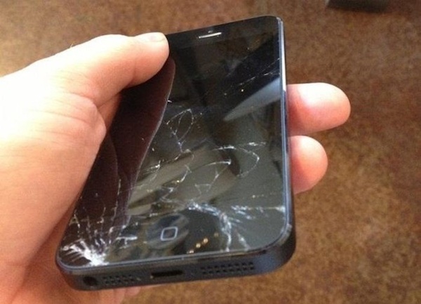 iphone-broken iphone-broken