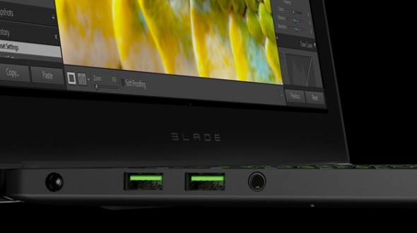 razer-blade-usb-590x330 razer-blade-usb-590x330