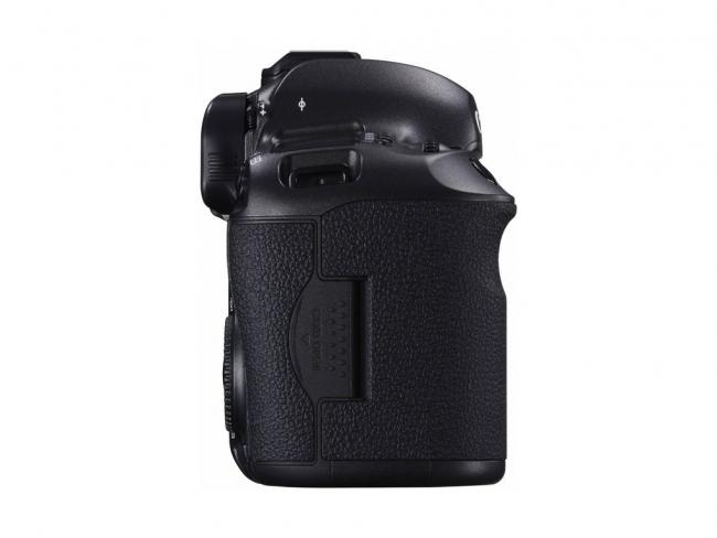 EOS_5DS_BODY_Left EOS_5DS_BODY_Left