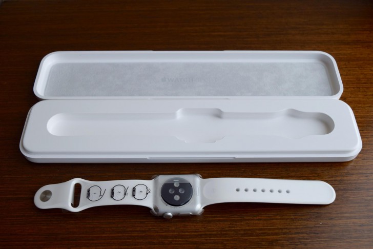Apple-Watch-Unboxing-DSC_0213