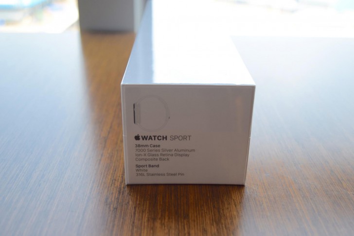 Apple-Watch-Unboxing-DSC_0192
