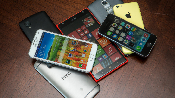 มือถือ 13 รุ่น ที่พลิกโฉมโลกใบนี้