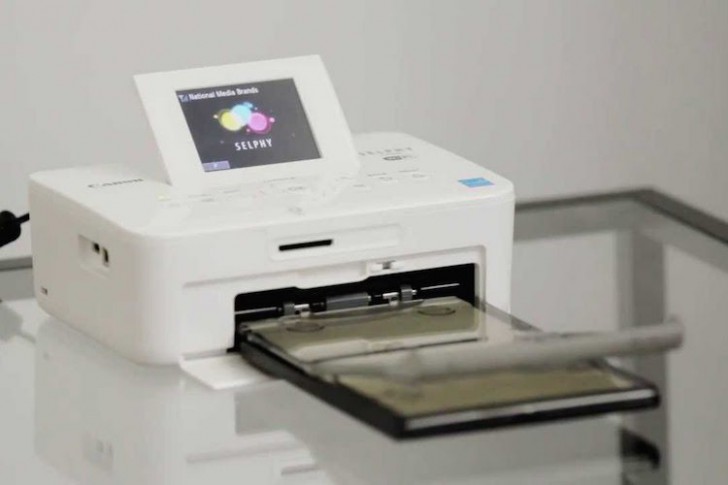 SELPHY-CP910-Portable-Wireless-Photo-Printer-by-Canon-01