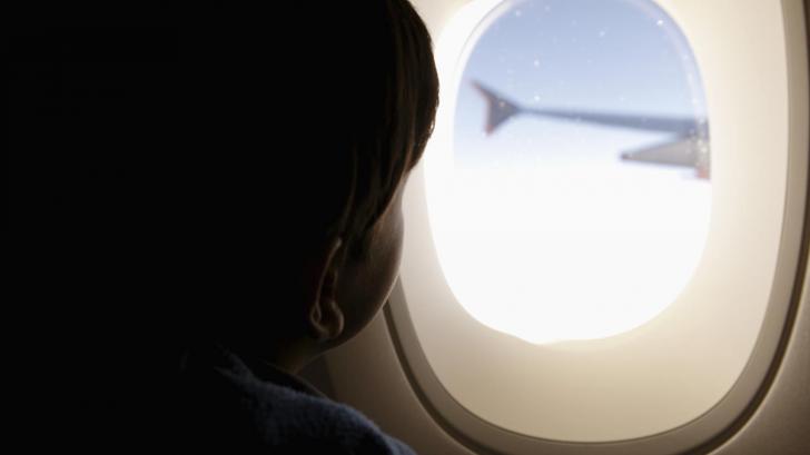 สงสัยไหม ทำไมหน้าต่างเครื่องบินถึงต้องเป็นวงกลม