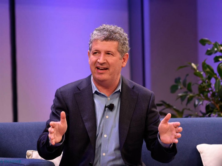 10-darren-r-huston-priceline-group-15000000