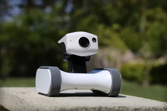 หุ่นยนต์เฝ้าบ้านสุดเจ๋งในราคาจับต้องได้ มาแล้วจร้า