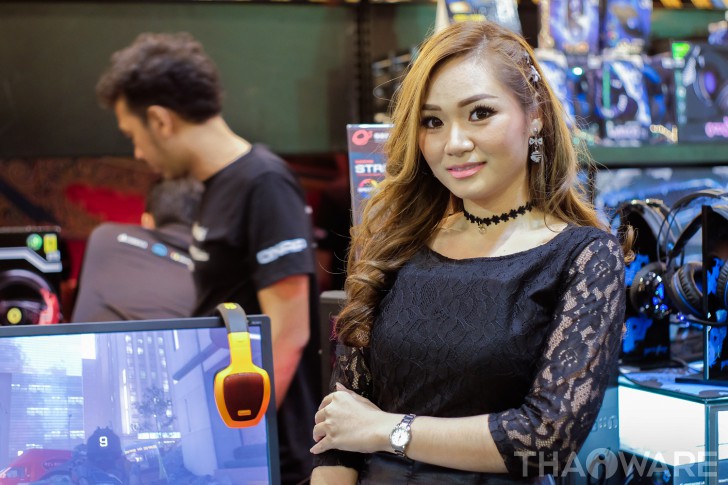 บรรยากาศงาน และ รูปพริตตี้งาน COMMART WORK 2016 มหกรรมไอที ส่งท้ายปี 2016