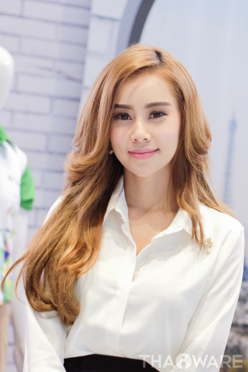 บรรยากาศงาน และ รูปพริตตี้งาน COMMART WORK 2016 มหกรรมไอที ส่งท้ายปี 2016