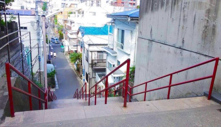 มาดูความสมจริงของฉากใน Kimi No Na Wa (Your Name) อนิเมะที่กระแสแรงที่สุดในตอนนี้ มาดูความสมจริงของฉากใน Kimi No Na Wa (Your Name) อนิเมะที่กระแสแรงที่สุดในตอนนี้