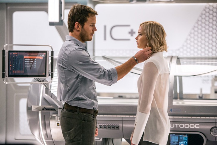 เจนนิเฟอร์ ลอว์เรนซ์ หวิดจมน้ำในภาพยนตร์ Passengers