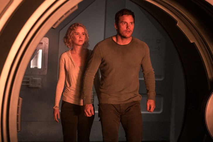 เจนนิเฟอร์ ลอว์เรนซ์ หวิดจมน้ำในภาพยนตร์ Passengers