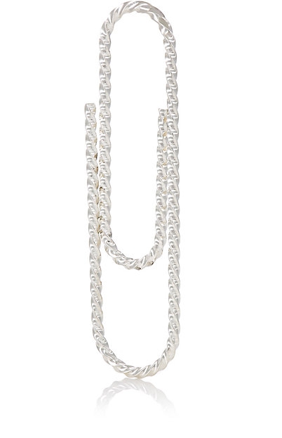 สุดยอดการตลาด เมื่อ Prada วางจำหน่ายคลิปหนีบกระดาษแสนธรรมดาในราคาอันละหกพัน