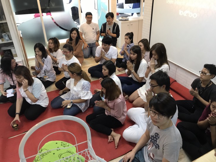 บริษัท ไทยแวร์ คอมมิวนิเคชั่น จํากัด จัดงานทำบุญบริษัท ประจำปี 2560 เพื่อความเป็นสิริมงคล บริษัท ไทยแวร์ คอมมิวนิเคชั่น จํากัด จัดงานทำบุญบริษัท ประจำปี 2560 เพื่อความเป็นสิริมงคล