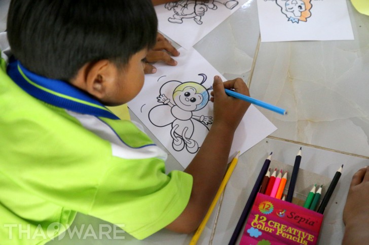 Thaiware จัดกิจกรรม CSR ประจำปี 2018 กับน้องๆ นักเรียน โรงเรียนบ้านคอวัง จังหวัดนครปฐม Thaiware จัดกิจกรรม CSR ประจำปี 2018 กับน้องๆ นักเรียน โรงเรียนบ้านคอวัง จังหวัดนครปฐม