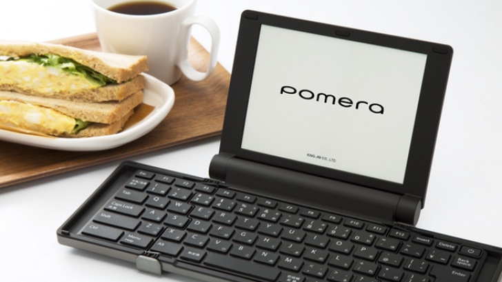 Pomera เครื่องพิมพ์ดีดดิจิตอลแบบพกพา สำหรับคนชอบพิมพ์