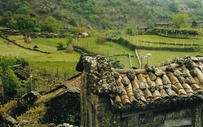 เซลฟี่ผิดชีวิตเปลี่ยน! รวม 20 เหตุการณ์ที่ทำให้ผู้คนต้องเสียชีวิตจากการเซลฟี่ เซลฟี่ผิดชีวิตเปลี่ยน! รวม 20 เหตุการณ์ที่ทำให้ผู้คนต้องเสียชีวิตจากการเซลฟี่