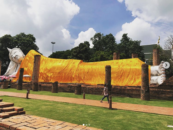 16 สิ่งที่คนไทยมองว่าธรรมดา แต่ต่างชาติทึ่งสุดๆ อาทิ ชาเย็นใส่ถุง ชายหาดที่เต็มไปด้วยลิง