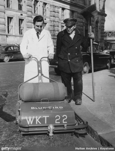 18 นวัตกรรมสุดทึ่งของโลกยุคอดีต ที่ทำให้เราต้องคิดว่า แบบนี้ก็ได้เหรอ... 18 นวัตกรรมสุดทึ่งของโลกยุคอดีต ที่ทำให้เราต้องคิดว่า แบบนี้ก็ได้เหรอ...