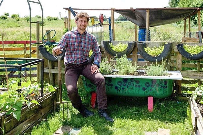 สาวใจกล้า ยืนหยัดในเรื่องการเก็บขยะรีไซเคิล แม้ถูกเหยียดหยาม จนได้ใจผู้คน สาวใจกล้า ยืนหยัดในเรื่องการเก็บขยะรีไซเคิล แม้ถูกเหยียดหยาม จนได้ใจผู้คน