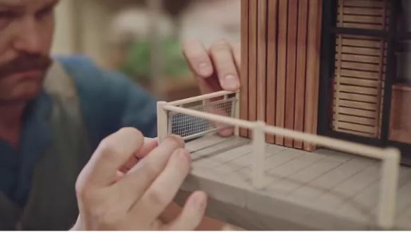 ร้าน McDonalds สาขาเล็กจิ๋วในประเทศสวีเดน แต่สำหรับน้องผึ้งเท่านั้นนะ