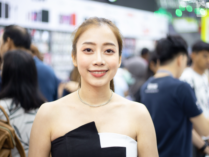 รวมภาพสาวๆ และคลิปบรรยากาศภายในงานมหกรรมมือถือ Thailand Mobile Expo 2019