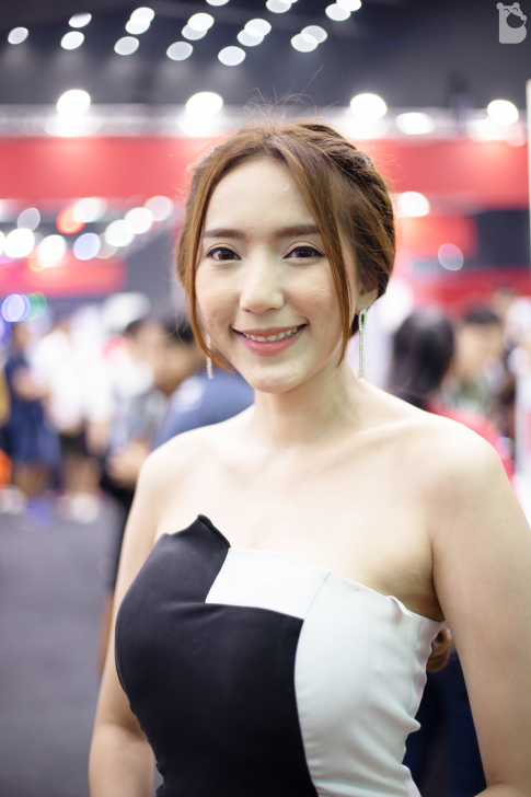 รวมภาพสาวๆ และคลิปบรรยากาศภายในงานมหกรรมมือถือ Thailand Mobile Expo 2019
