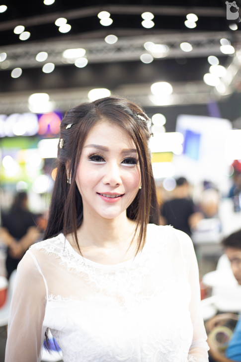 รวมภาพสาวๆ และคลิปบรรยากาศภายในงานมหกรรมมือถือ Thailand Mobile Expo 2019