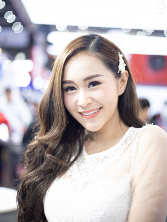 รวมภาพสาวๆ และคลิปบรรยากาศภายในงานมหกรรมมือถือ Thailand Mobile Expo 2019