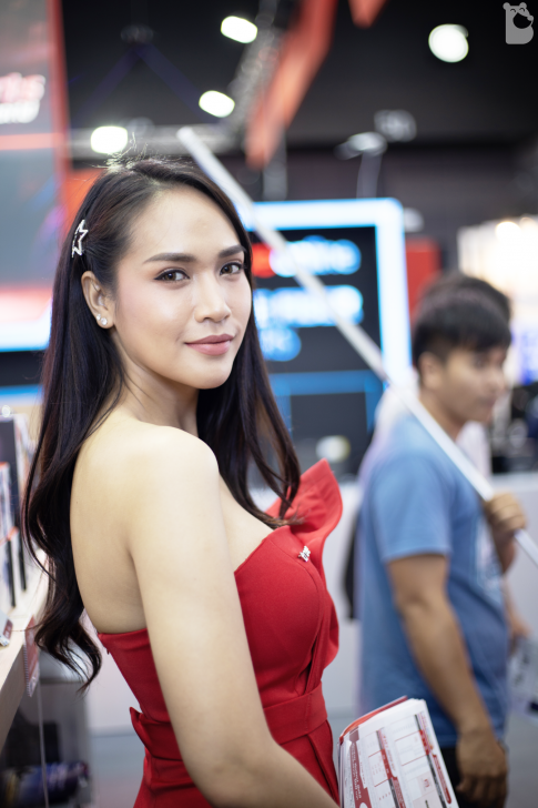 รวมภาพสาวๆ และคลิปบรรยากาศภายในงานมหกรรมมือถือ Thailand Mobile Expo 2019