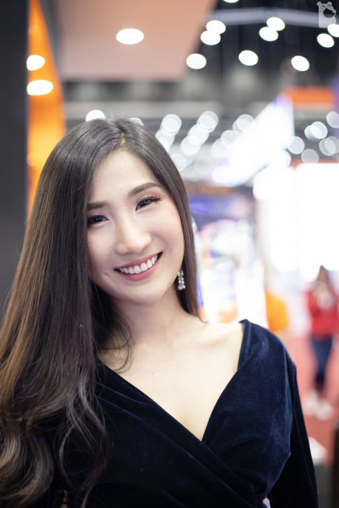 รวมภาพสาวๆ และคลิปบรรยากาศภายในงานมหกรรมมือถือ Thailand Mobile Expo 2019