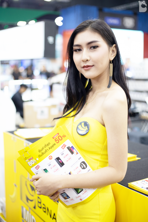 รวมภาพสาวๆ และคลิปบรรยากาศภายในงานมหกรรมมือถือ Thailand Mobile Expo 2019