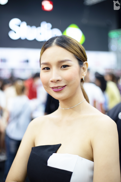 รวมภาพสาวๆ และคลิปบรรยากาศภายในงานมหกรรมมือถือ Thailand Mobile Expo 2019
