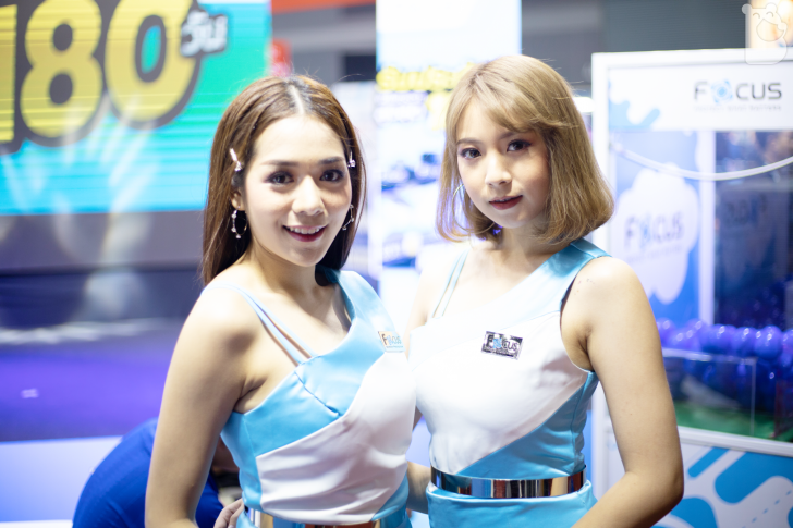 รวมภาพสาวๆ และคลิปบรรยากาศภายในงานมหกรรมมือถือ Thailand Mobile Expo 2019