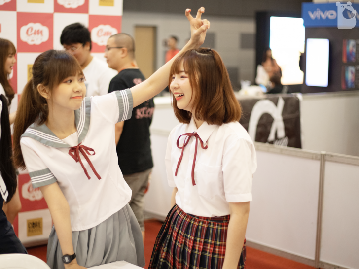 รวมภาพสาวๆ และคลิปบรรยากาศภายในงานมหกรรมมือถือ Thailand Mobile Expo 2019