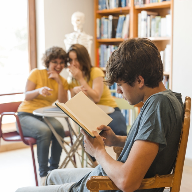 การกลั่นแกล้ง? ปัญหาในรั้วโรงเรียนที่ถูกเมินเฉย