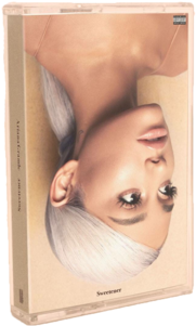 เด็กแนวต้องมี NINM - IT'S OK เครื่องเล่นเทปแบบพกพารุ่นใหม่ที่ใส่บลูทูธมาให้ด้วย เด็กแนวต้องมี NINM - IT'S OK เครื่องเล่นเทปแบบพกพารุ่นใหม่ที่ใส่บลูทูธมาให้ด้วย