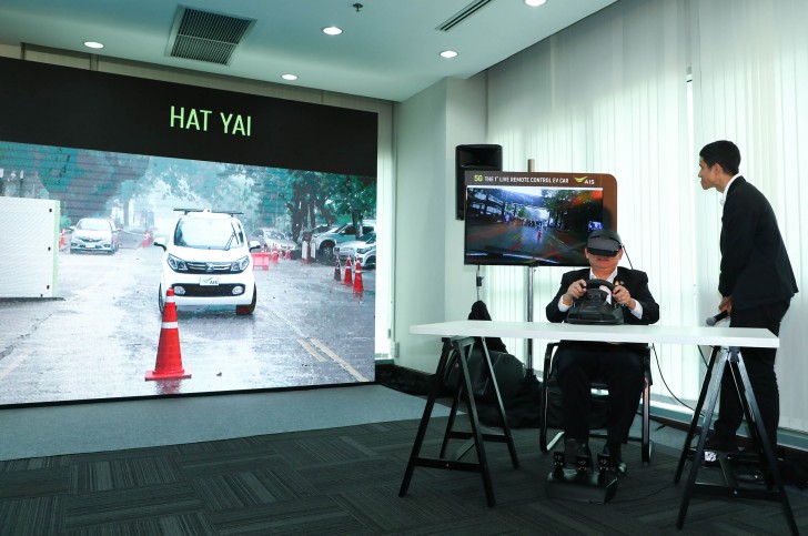 ครั้งแรกในไทย! กับการบังคับรถไร้คนขับ ข้ามภูมิภาคผ่าน 5G ที่ไกลกว่า 950 กิโลเมตร