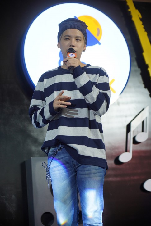 AJ เปิดตัวแอปพลิเคชัน Cloud คาราโอเกะ EZ-OK เจ้าแรกของไทย