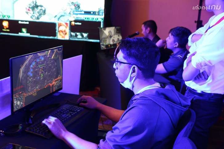 CAT จัดงานสัมมนา "เปิดโลก eSport กับนักกีฬาทีมชาติไทย" ในงาน CAT Network Showcase 2019