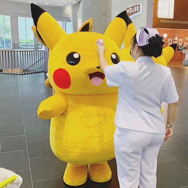 พิคาชูบุก Samyan Mitrtown Hall แต่ดั๊นน.. โดนจับวัดไข้ก่อนเข้างานซะงั้น!?