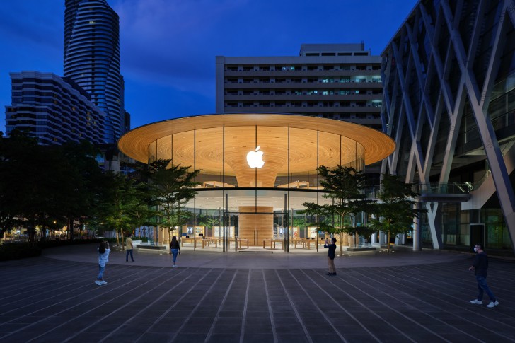 เคาะแล้ว! Apple Central World เตรียมเปิดตัวอย่างเป็นทางการในวันที่ 31 กรกฎาคมนี้